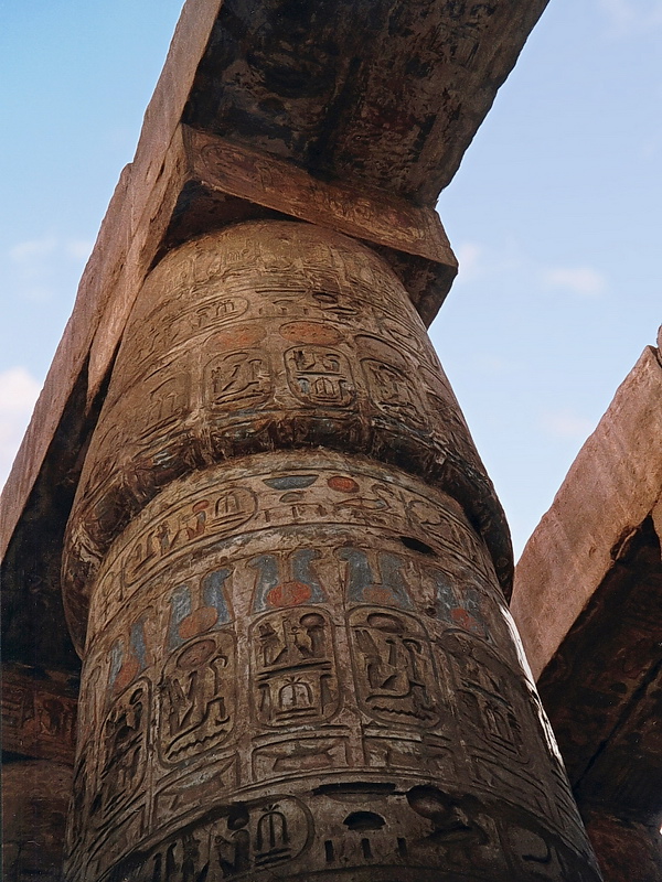 Luxor - Tempel van Karnak De grote tempel van Amun-Re werd beschouwd als het centrum van de wereld. In deze tempel kan je gemakkelijk uren ronddwalen. Stefan Cruysberghs